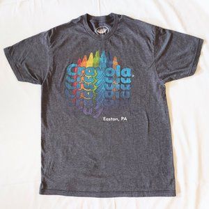 Crayola Crayons Retro Gray Graphic Logo Easton PA T-Shirt Size Large